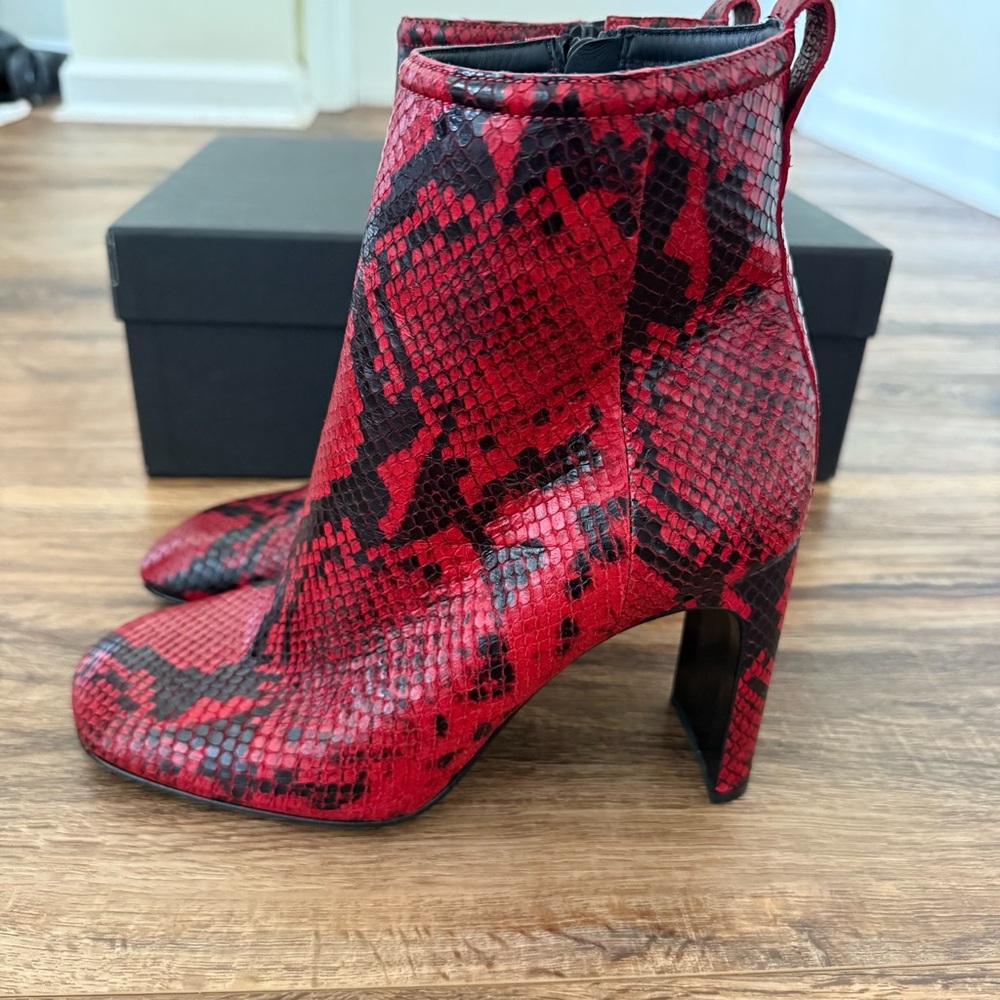 RAG & BONE Ellis Ankle Boot in Red Snakeskin Embossed Leather Size 7 NWT - Picture 3 of 14